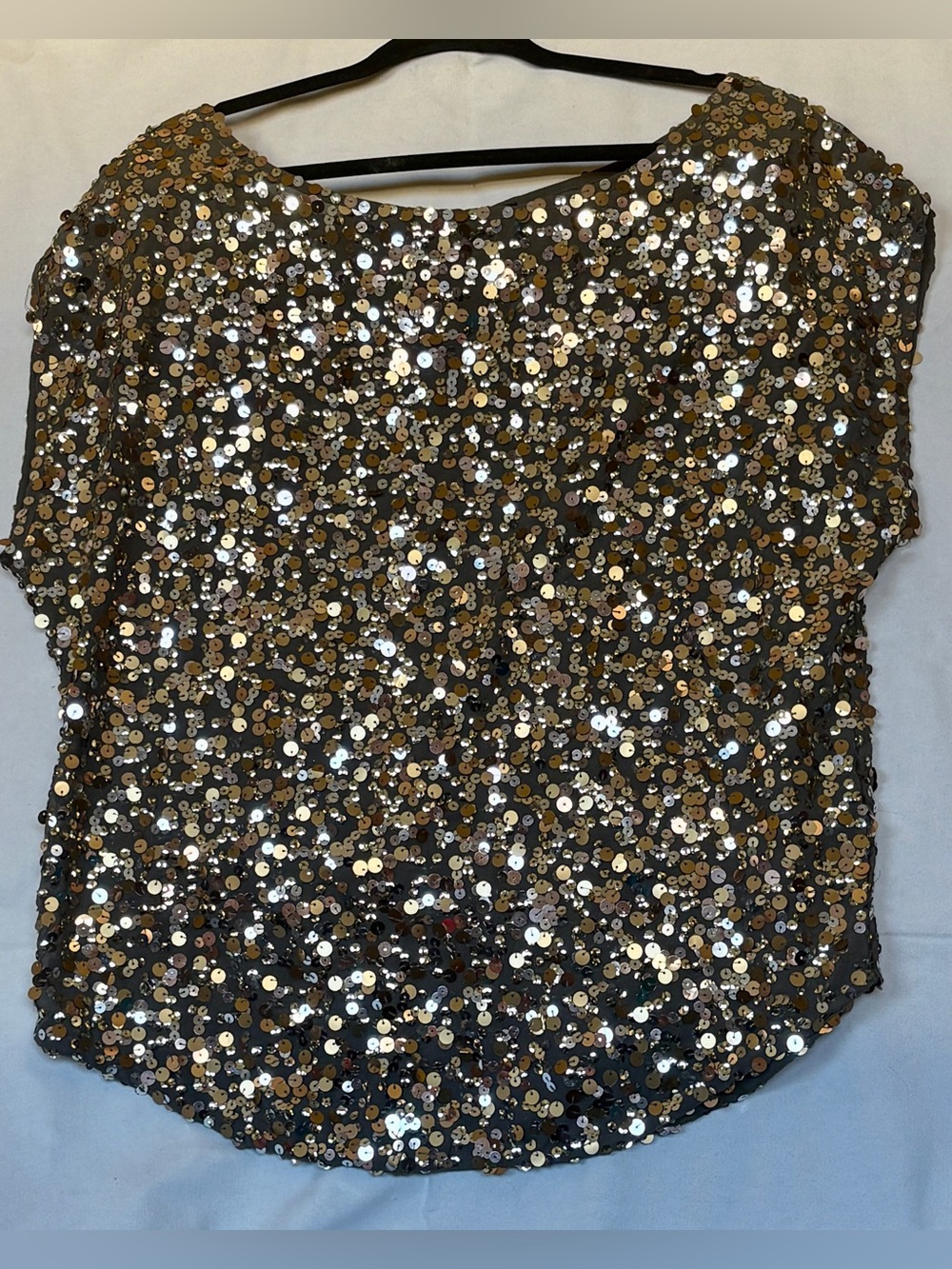 Victoria’s Secret Gold Metallic Sequin Cap Sleeve Party Blouse Top Large L/G
